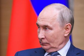 Oběsí mě. Putin se prý bojí o život, chce proto eskalovat válku - Novinky
